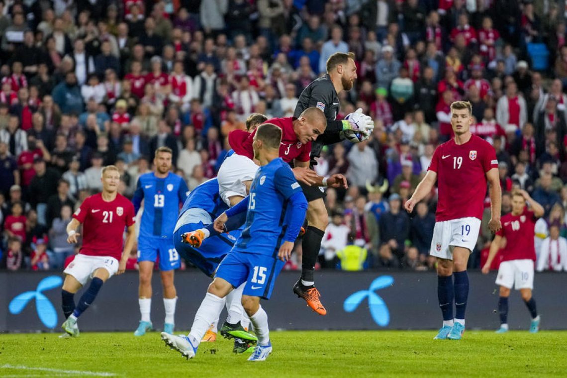 Slovenski nogometaši proti Srbiji v nedeljo potrjujejo norveško točko