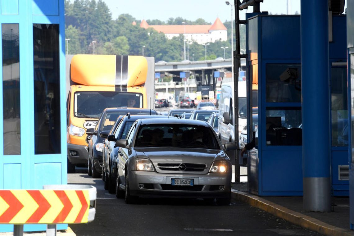 S koncem meseca podražitev potnih listin