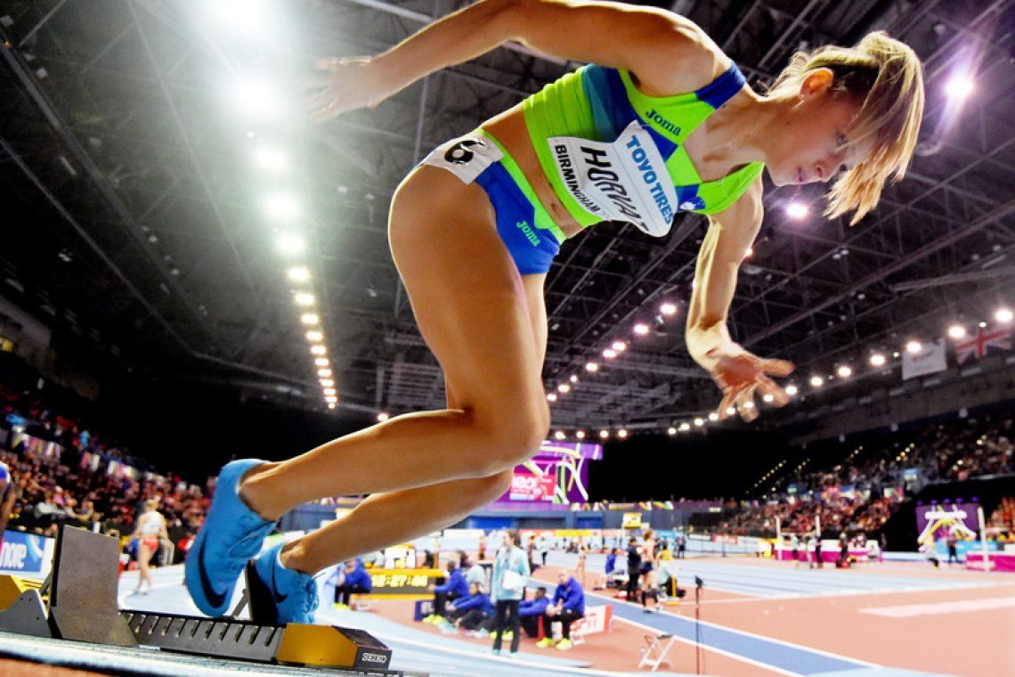 Anita Horvat v polfinalu, Jerneja Smonkar izpadla na SP na 800 m