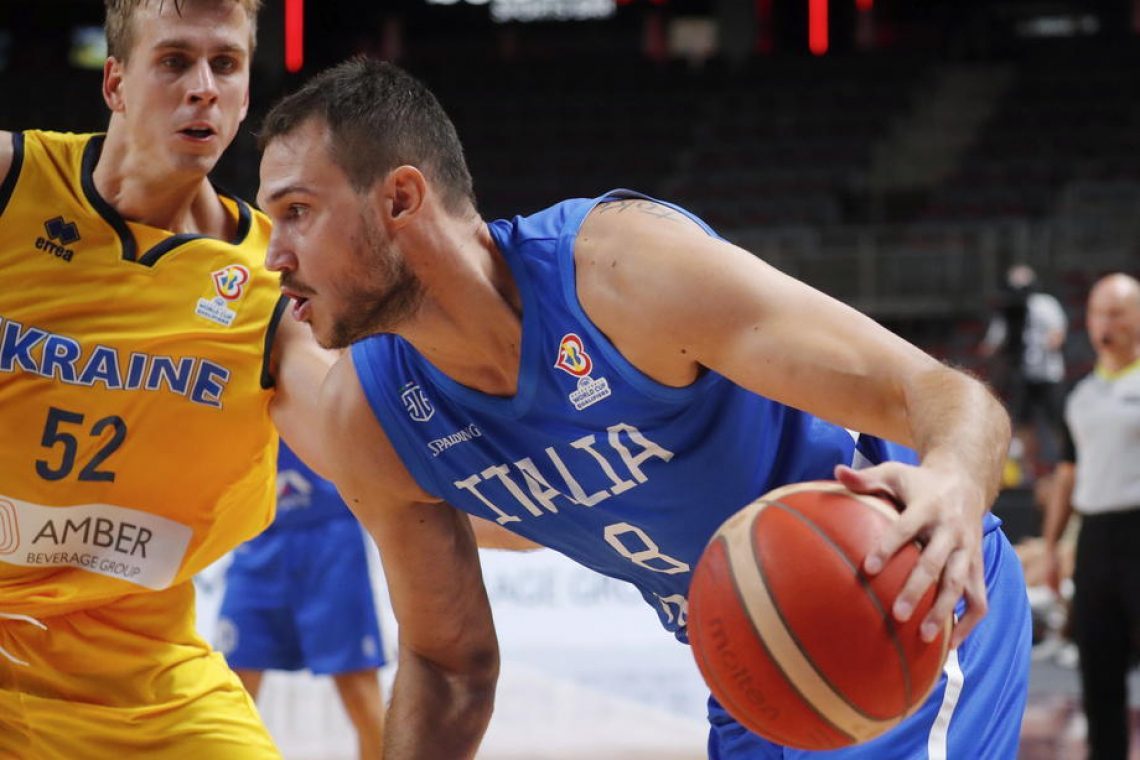 Italijanski košarkarski zvezdnik Gallinari huje poškodovan