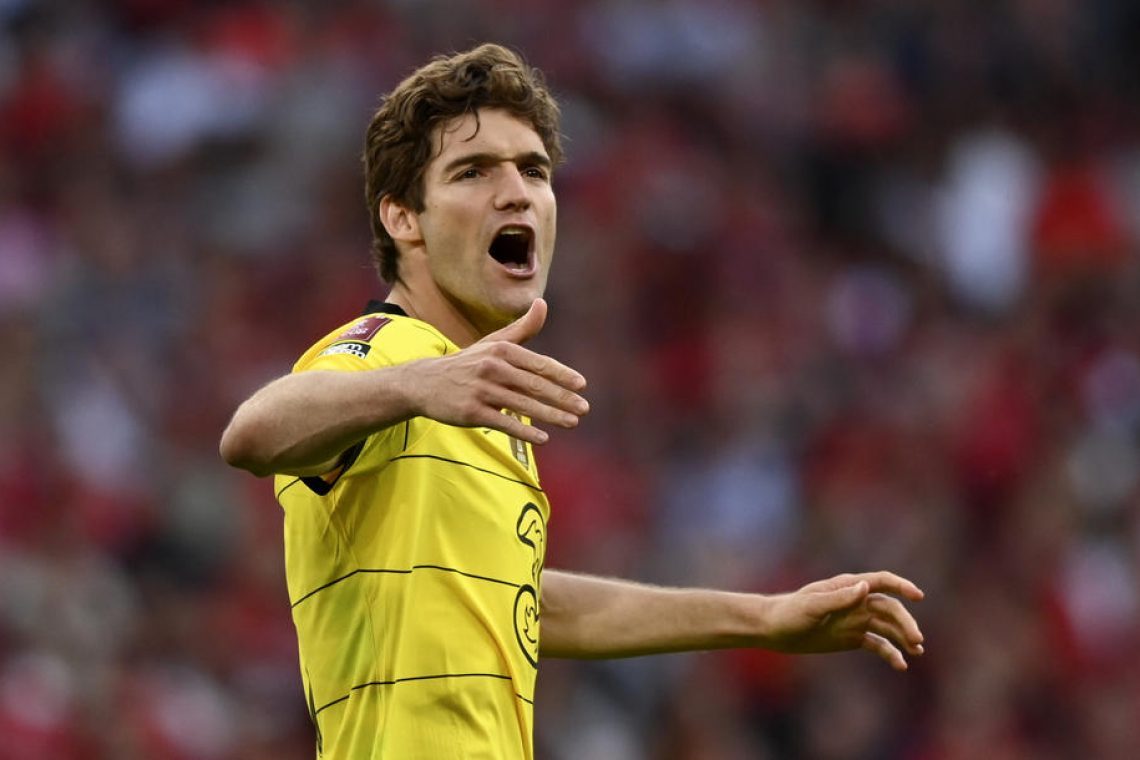 Marcos Alonso za eno sezono k Barceloni