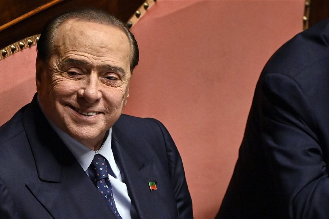 Berlusconi igralcem Monze obljubil "avtobus prostitutk", če premagajo Juventus ali Milan