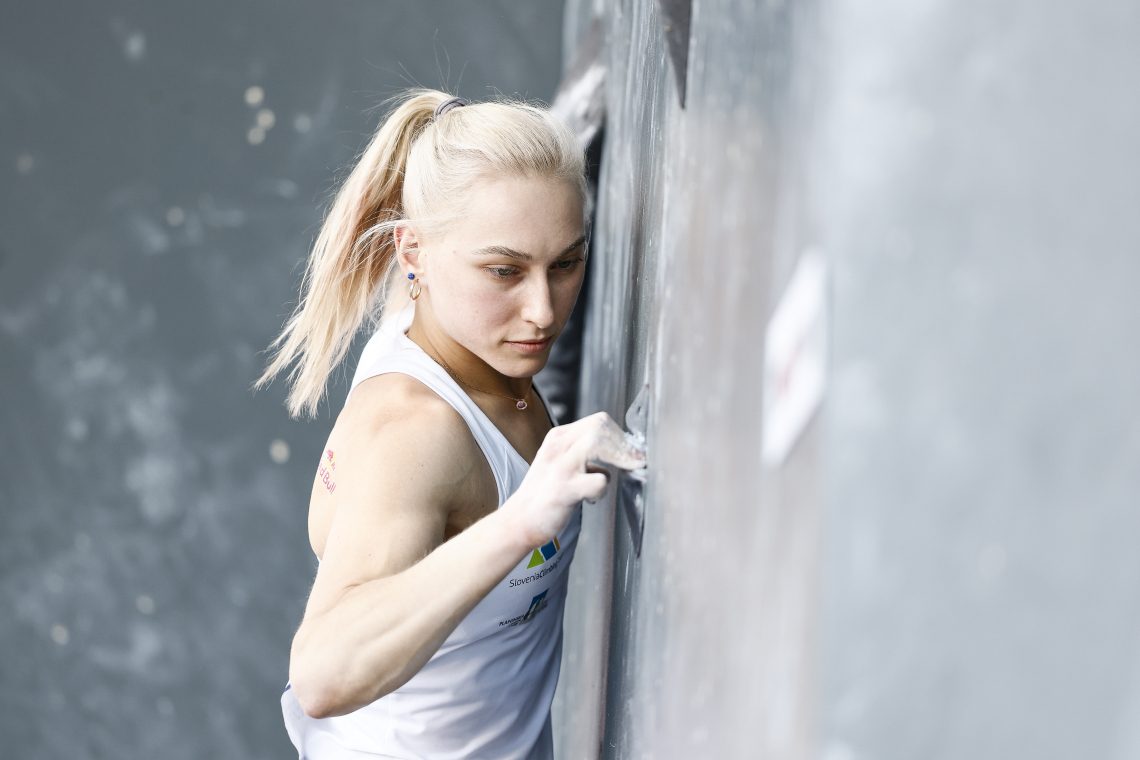 Janja Garnbret s četrtim dosežkom polfinala v finale