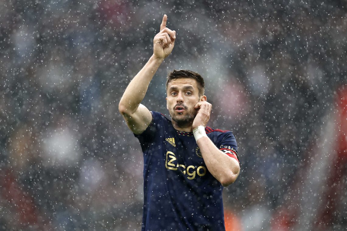 Dušan Tadić poslej v dresu Fenerja