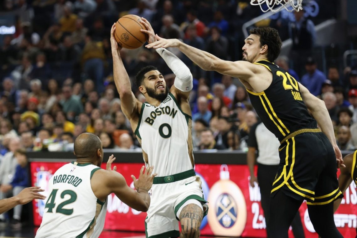 Golden State po podaljšku ugnal Boston, zmagoslavna vrnitev Moranta