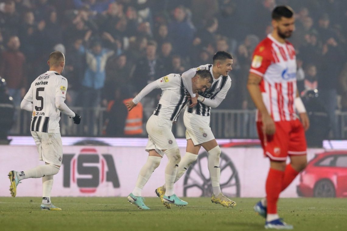 Partizan dobil večni derbi in postal jesenski prvak srbske lige