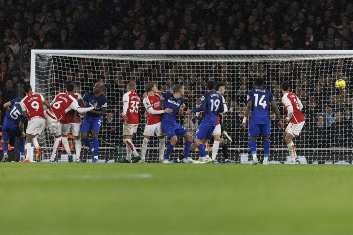 Arsenal zamudil priložnost za vodstvo na prvenstveni lestvici