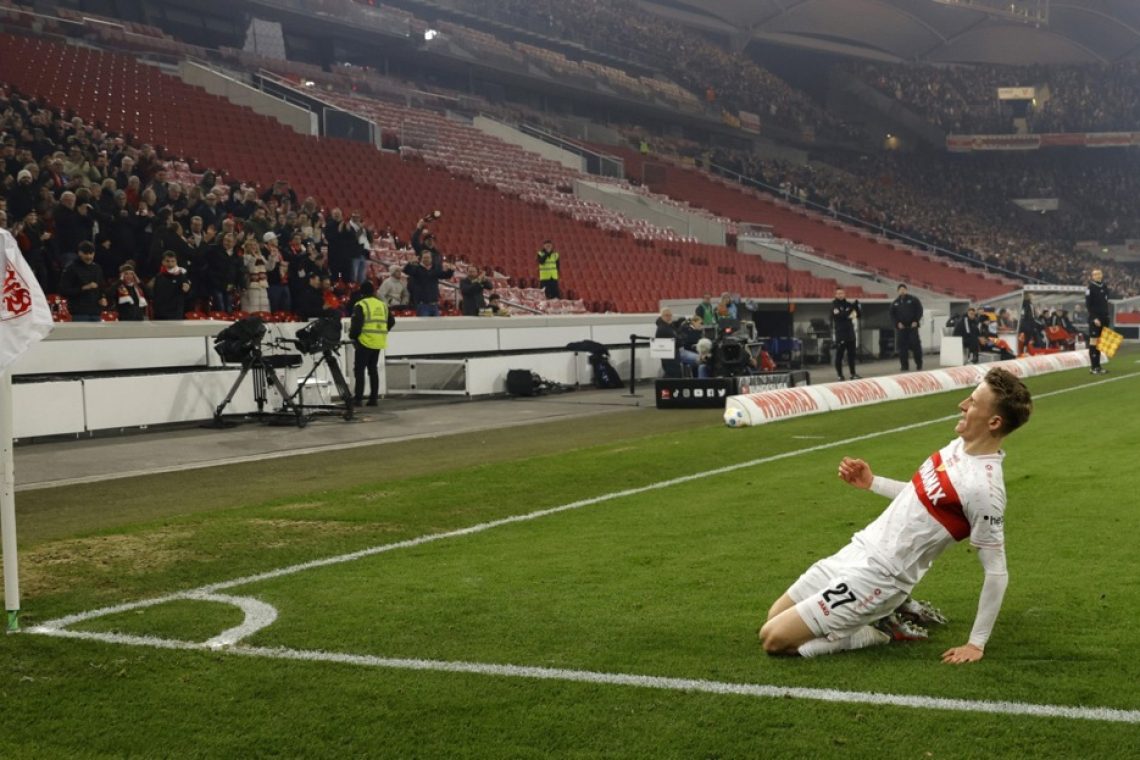 Stuttgart po vodstvu 2:0 na koncu rešil točko