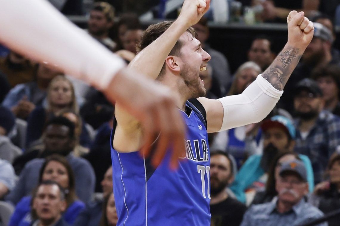 Dončić in Dallas s četrto zaporedno zmago v končnico