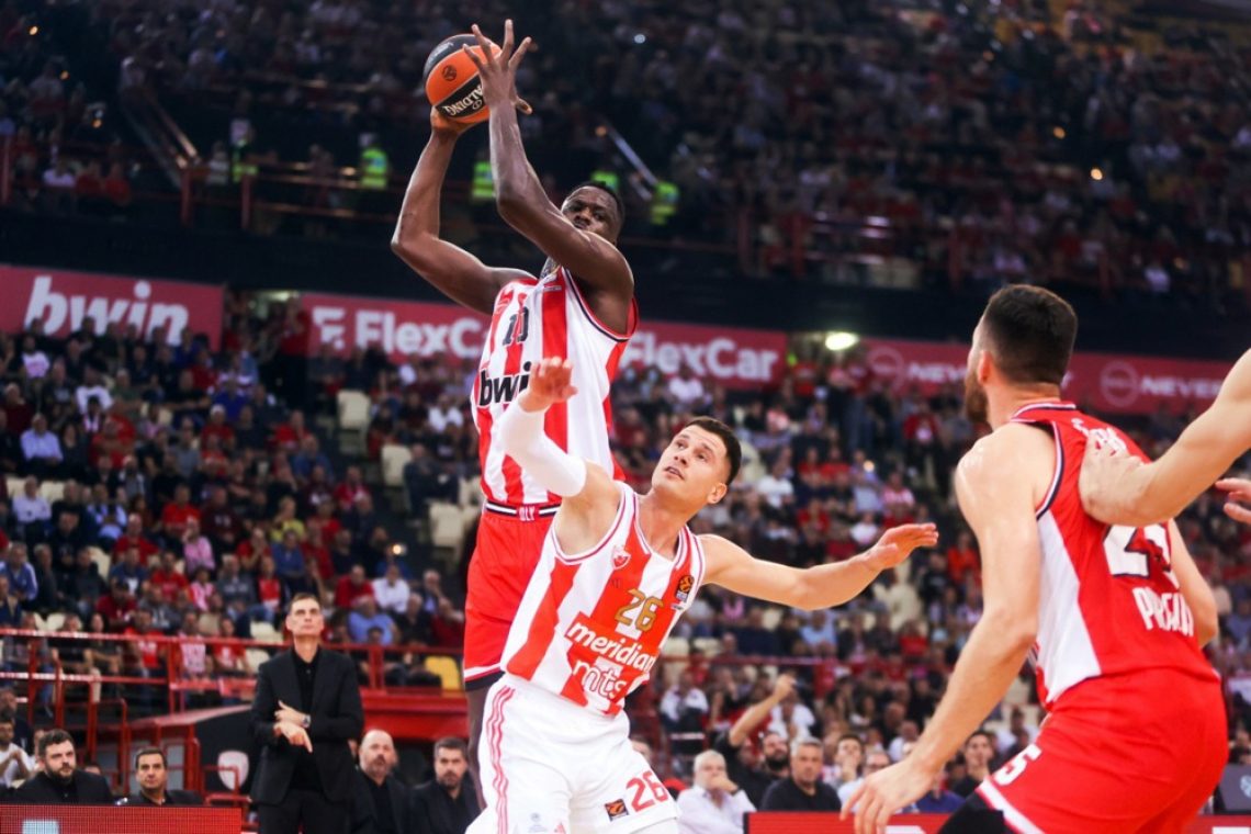 Crvena zvezda v finalu, med Partizanom in Budućnostjo bo odločala tretja tekma