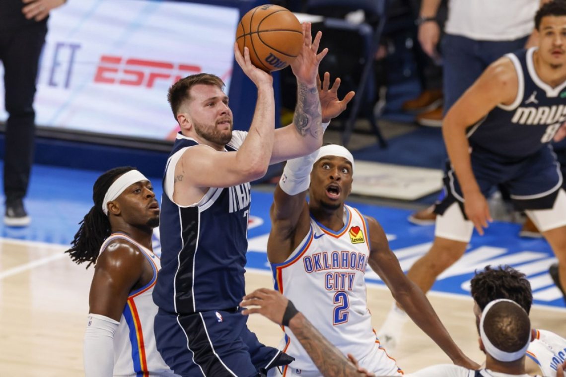 Dončićev Dallas polfinale zahodne konference začel z visokim porazom