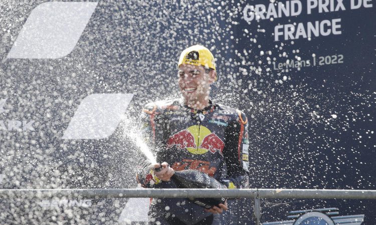 Augusto Fernandez v Le Mansu najboljši po treh letih v moto2