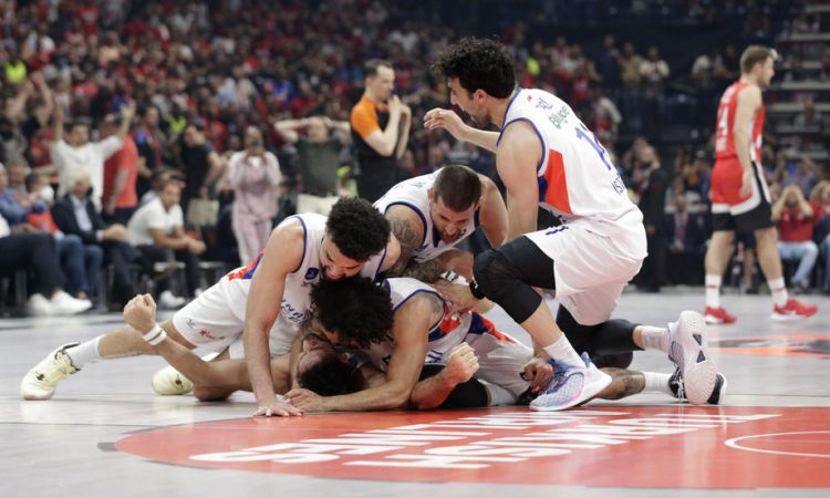 Real Madrid enajstič ali Anadolu Efes drugič zapored