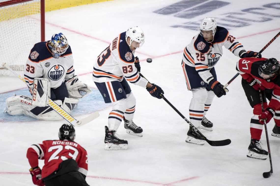 Edmonton povedel s 3:1 v zmagah, izenačenje za Rangers in Hurricanes