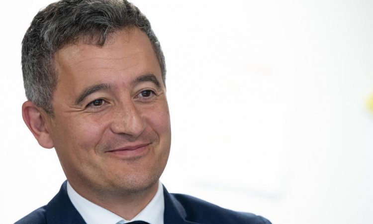 Francoski notranji minister tarča obtožb, da se je zlagal o ponarejenih vstopnicah