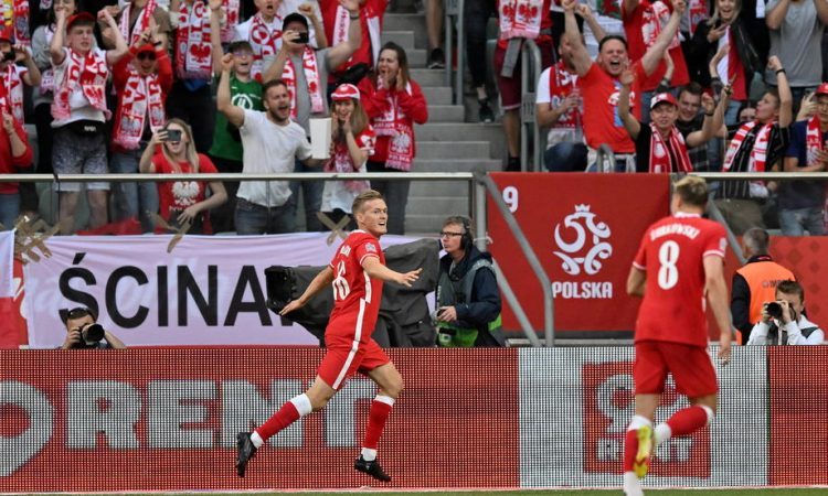 Poljaki ligo narodov začeli z zmago