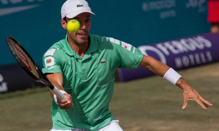 V Španiji v finalu turnirja ATP domačin Bautista-Agust in Grk Cicipas