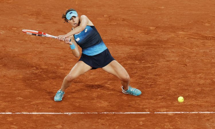 Cornet: V Parizu so igrali tudi okuženi