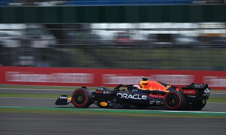 Verstappen najhitrejši pred kvalifikacijami v Silverstonu