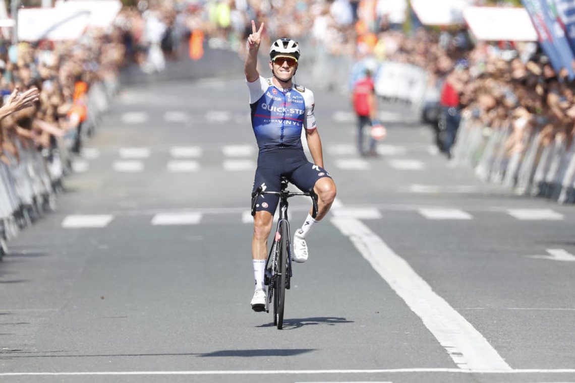 Evenepoel v San Sebastianu močnejši od Pogačarja in tekmecev