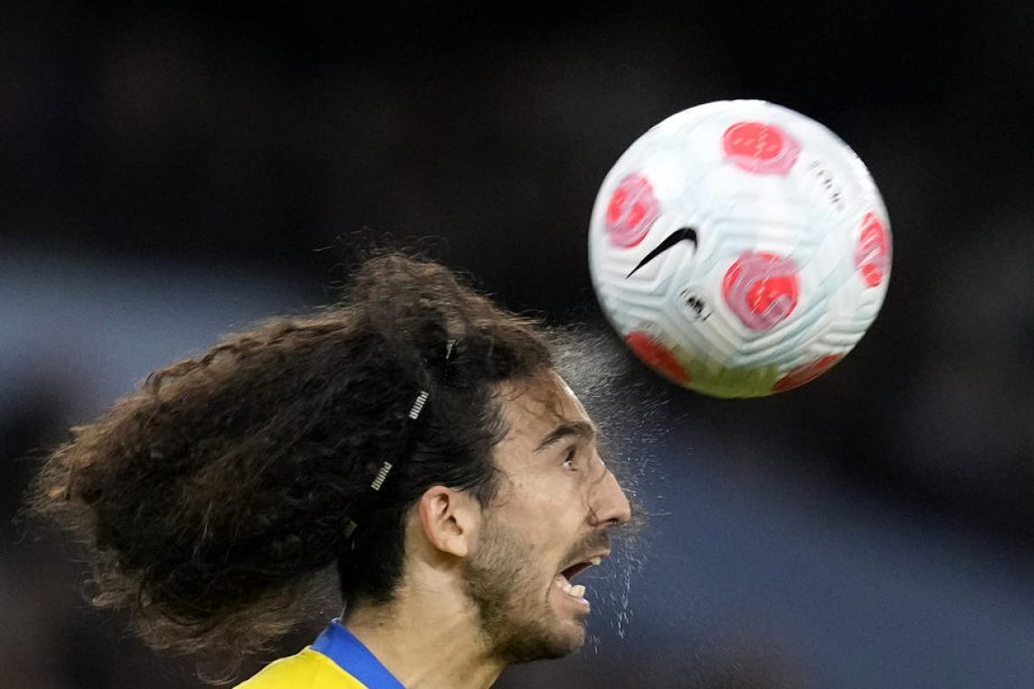 Cucurella uradno Chelseajev