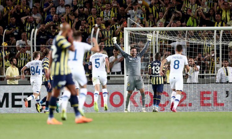 Fenerbahčeju 50.000 evrov kazni zaradi Putinovih vzklikov