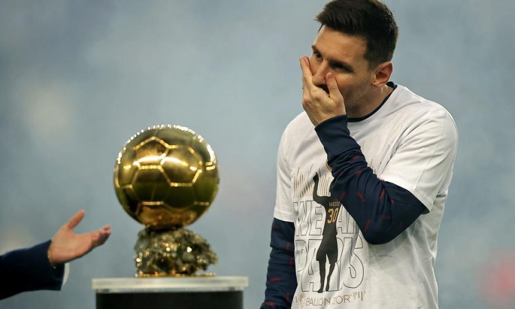 Znanih 30 kandidatov za zlato žogo, med njimi ni Messija