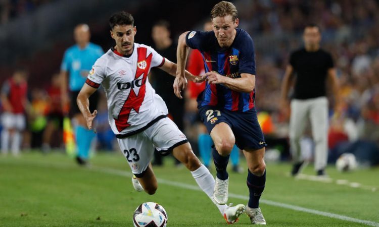 Barca novo sezono začela le s točko proti Rayu
