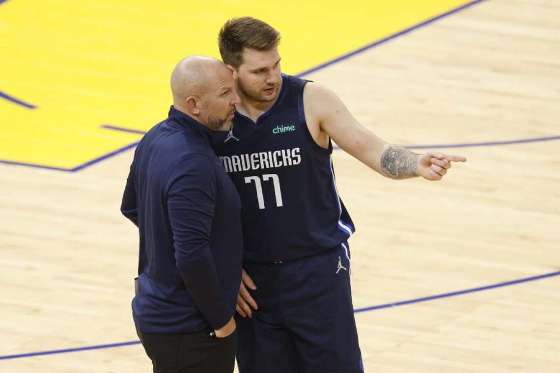 Luka Dončić bo za uvod gostoval v Phoenixu