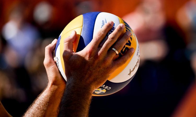 Vlada ob SP v odbojki s kampanjo Slovenija - dežela vrhunskih športnikov