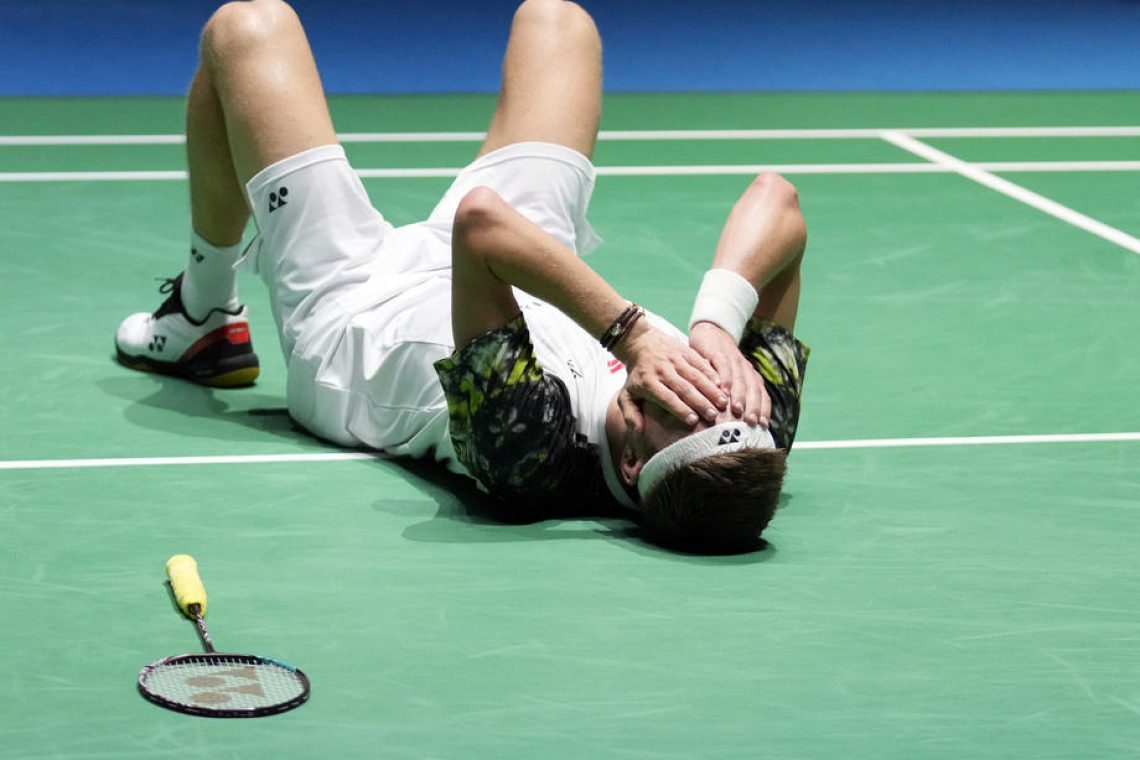 Kitajska badmintonistka razkrila, da je bila prisiljena izgubiti polfinale na OI v Sydneyju