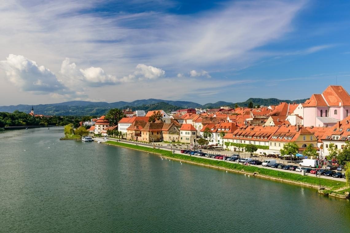 V Mariboru postavili odštevalnik pred Ofemom 2023