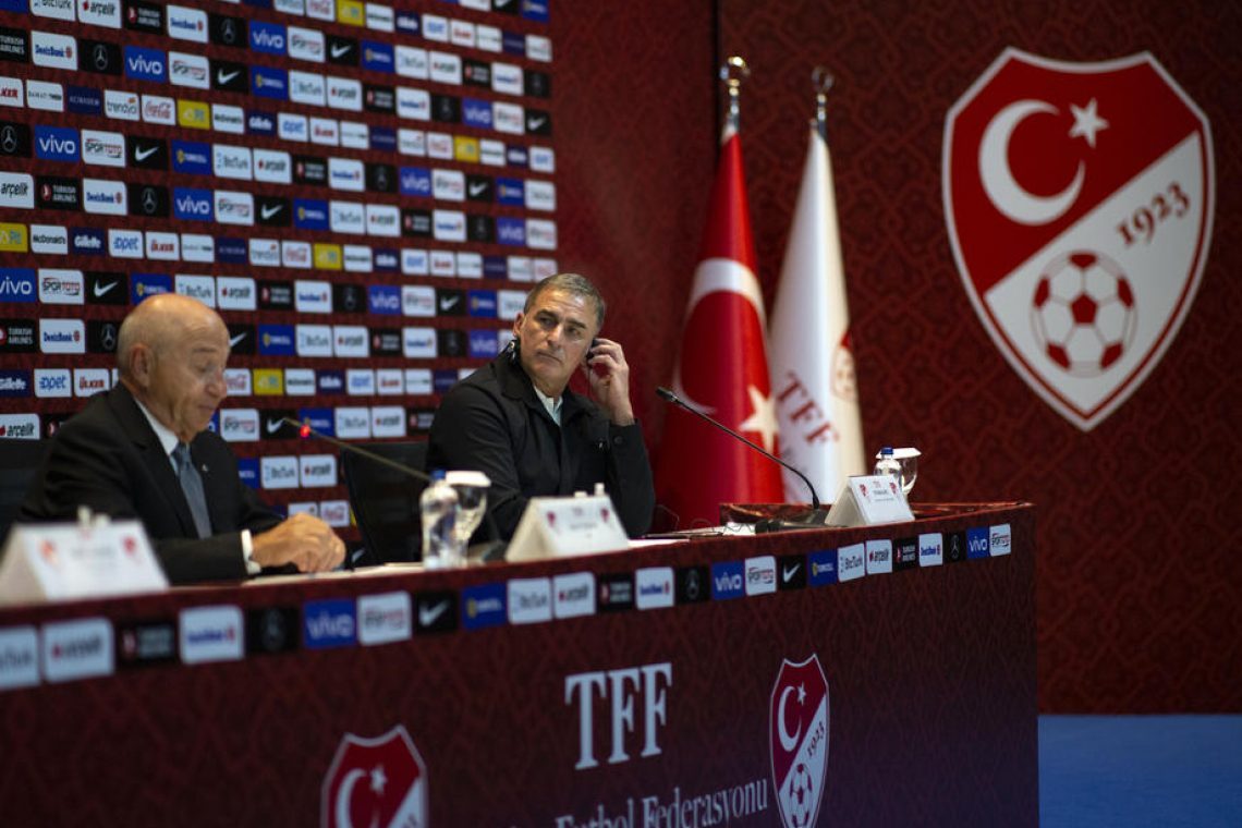 Fifa in Uefa ostro obsodili napad na sedež turške zveze
