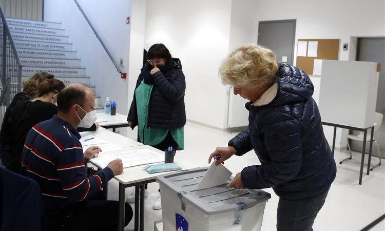 Deset organizacij s področja dolgotrajne oskrbe podpira novelo zakona