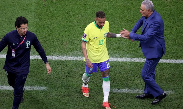 Neymar in Danilo zaradi poškodb ob tekmo s Švico, oba vprašljiva tudi za tekmo s Kamerunom