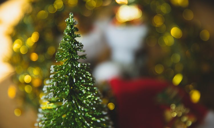 S prvo adventno nedeljo se kristjani začenjajo pripravljati na božič