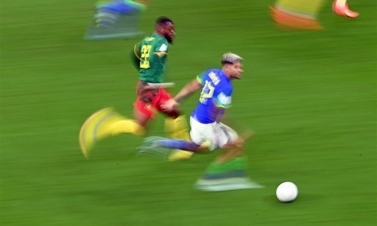 Zaokrožil posnetek napada Eto'oja na moškega po tekmi v Katarju