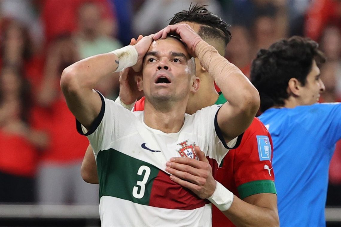 Pepe četrtfinalni obračun odigral z zlomljeno roko
