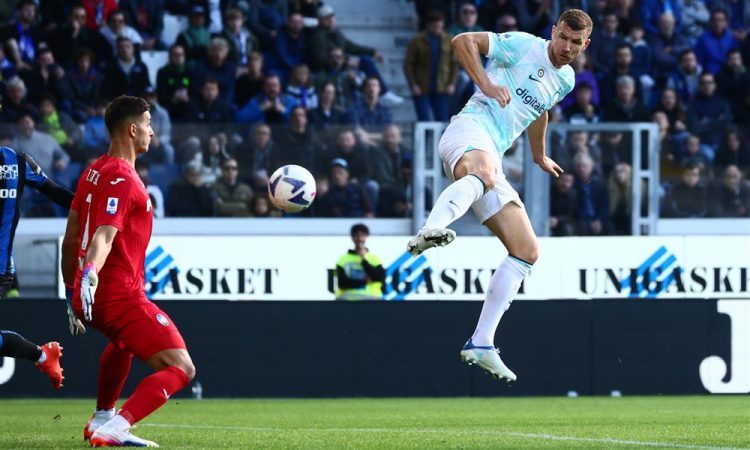 Džeko pred vrati Galatasarayja