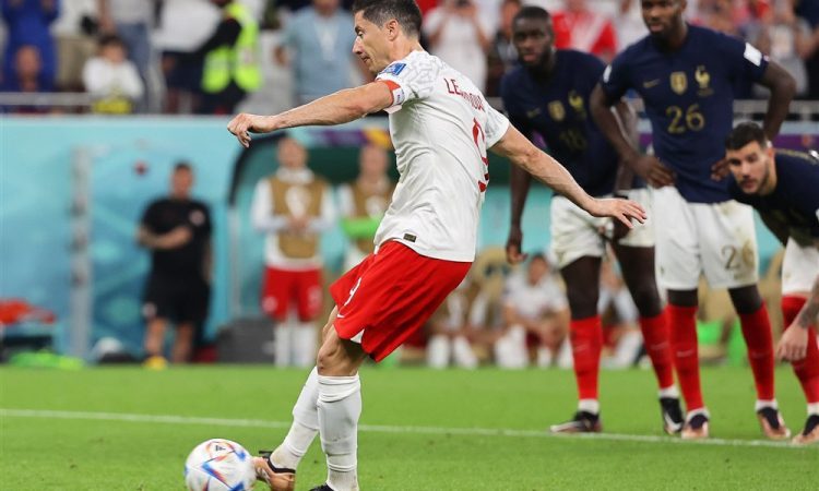 Pritožba Barcelone neuspešna, kazen Lewandowskemu ostaja