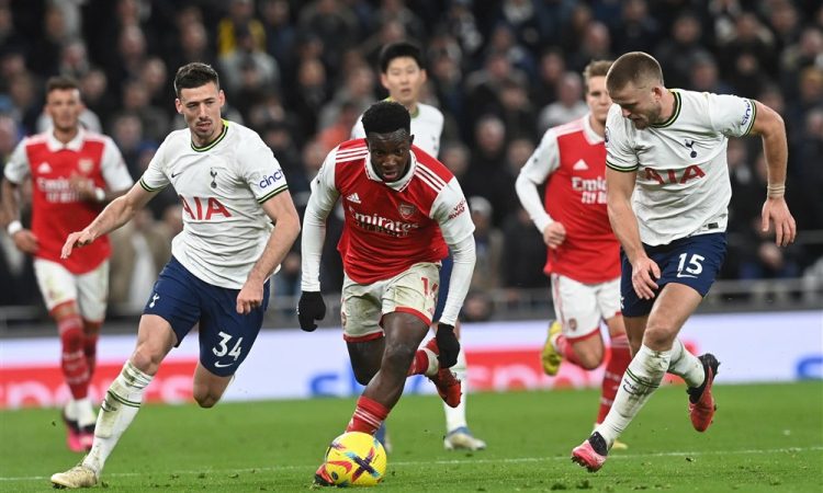 Arsenal ima že osem točk prednosti
