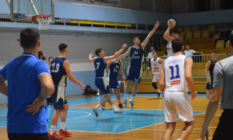 Triglav v drugem polčasu strl odpor Akson Ilirije