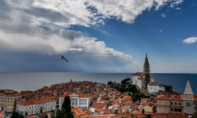 V občini Piran so povišali cene otroških vrtcev za do 31 odstotkov