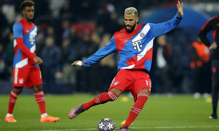Choupo-Moting podaljšal z Bayernom, Roberto z Barcelono