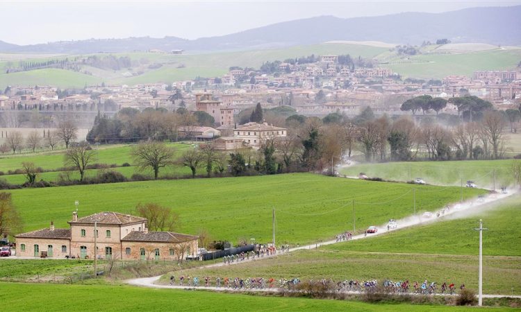 Pidcock nasledil Pogačarja na Strade Bianche, Mohorič šesti