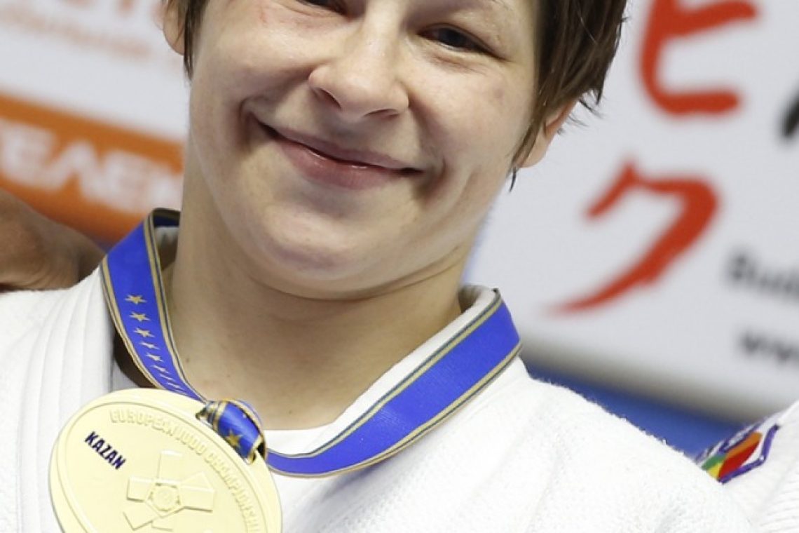9. avgust: Tina Trstenjak osvoji zlato olimpijsko medaljo v judu (do 63 kg)