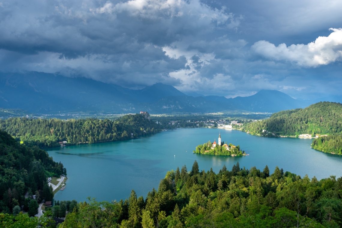 Blejsko jezero v znamenju košarke