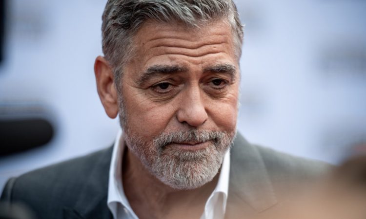 George Clooney prodaja svojo vilo ob jezeru Como