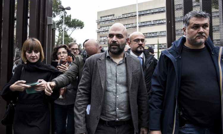 Saviano zaradi razžalitve Meloni prejel globo v višini tisoč evrov 