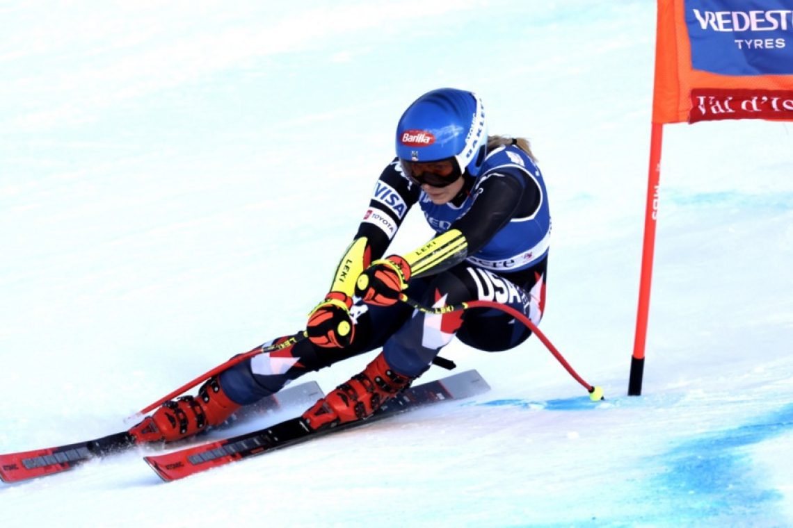 Shiffrin vodilna po prvi vožnji, vse tri Slovenke v finalu